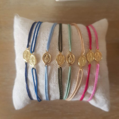 Bracelet mini médaille  miraculeuse sur cordon coloré